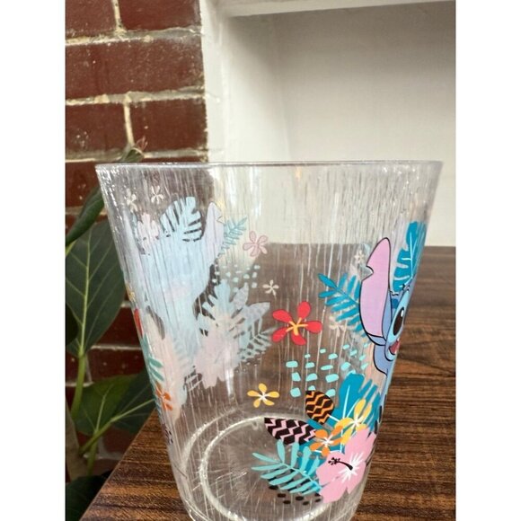 Luau Disney’s Lilo and stitch cup - Picture 4 of 8